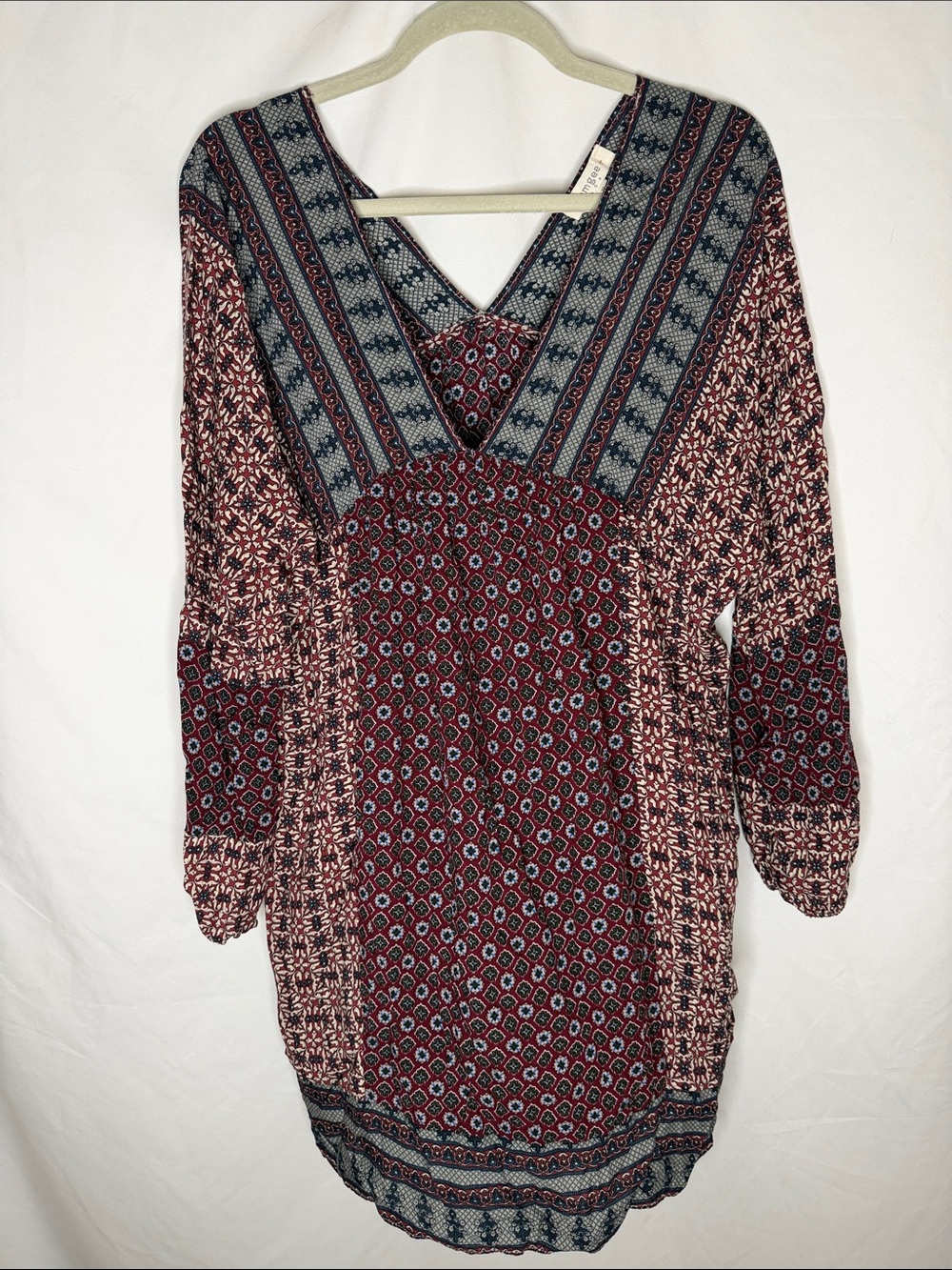 Umgee Boho V‑Neck Patterned Women's Dress in Burgundy and Navy